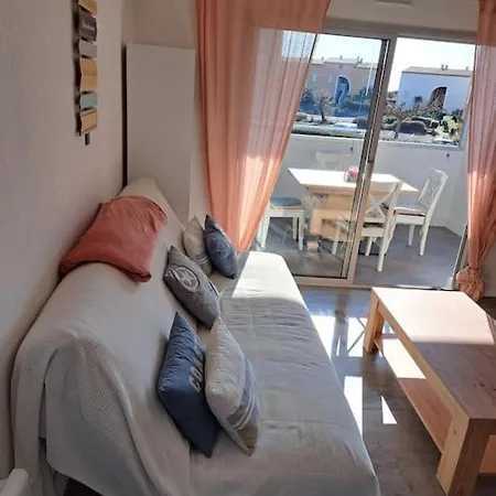 Les Terrasses De La 255, T3 Bien équipé, Wifi, Parking Agde