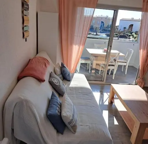 Les Terrasses De La 255, T3 Bien équipé, Wifi, Parking Agde